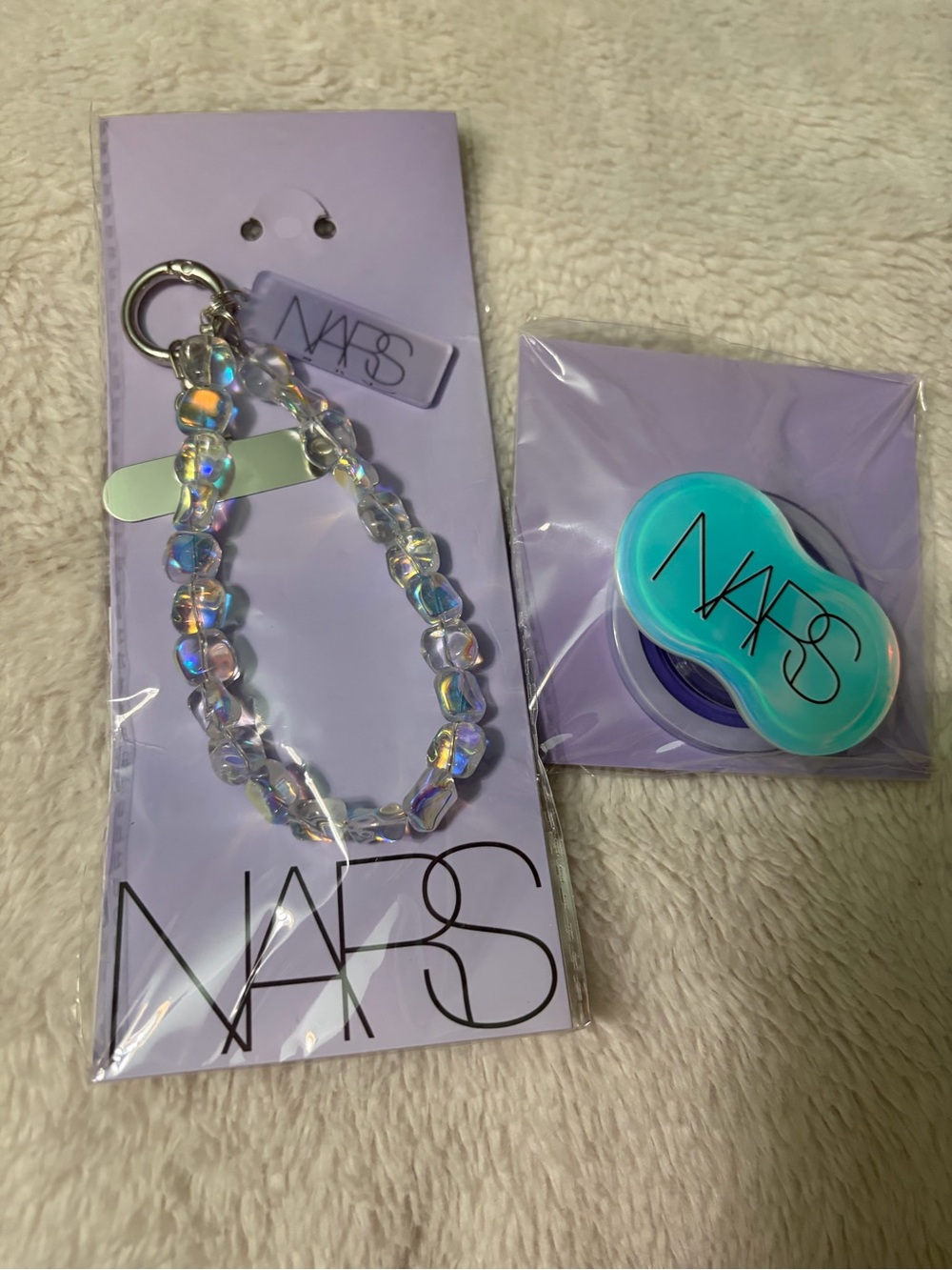 NARS Iridescent Bead keychain with  phone Grip  duo